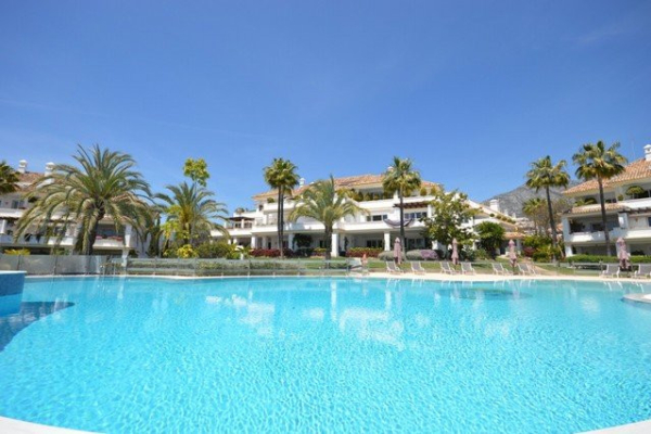 Продано: 5 Спальня, 5 Ванная Апартамент в Monte Paraiso, Marbella Golden Mile